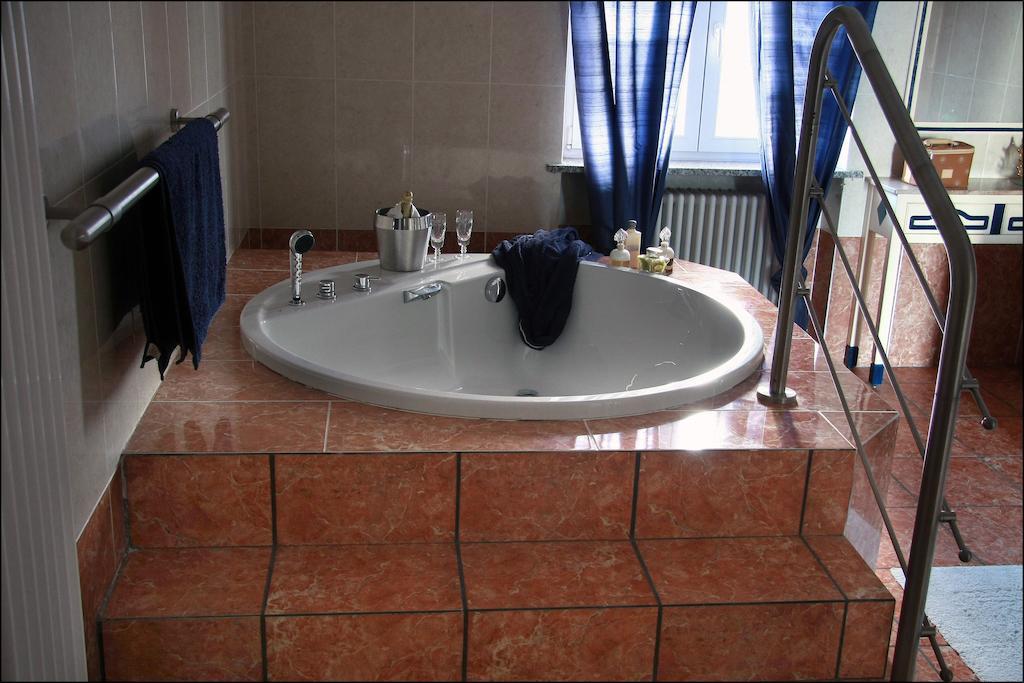 Villa Sassi Ac Alessandria Bagian luar foto