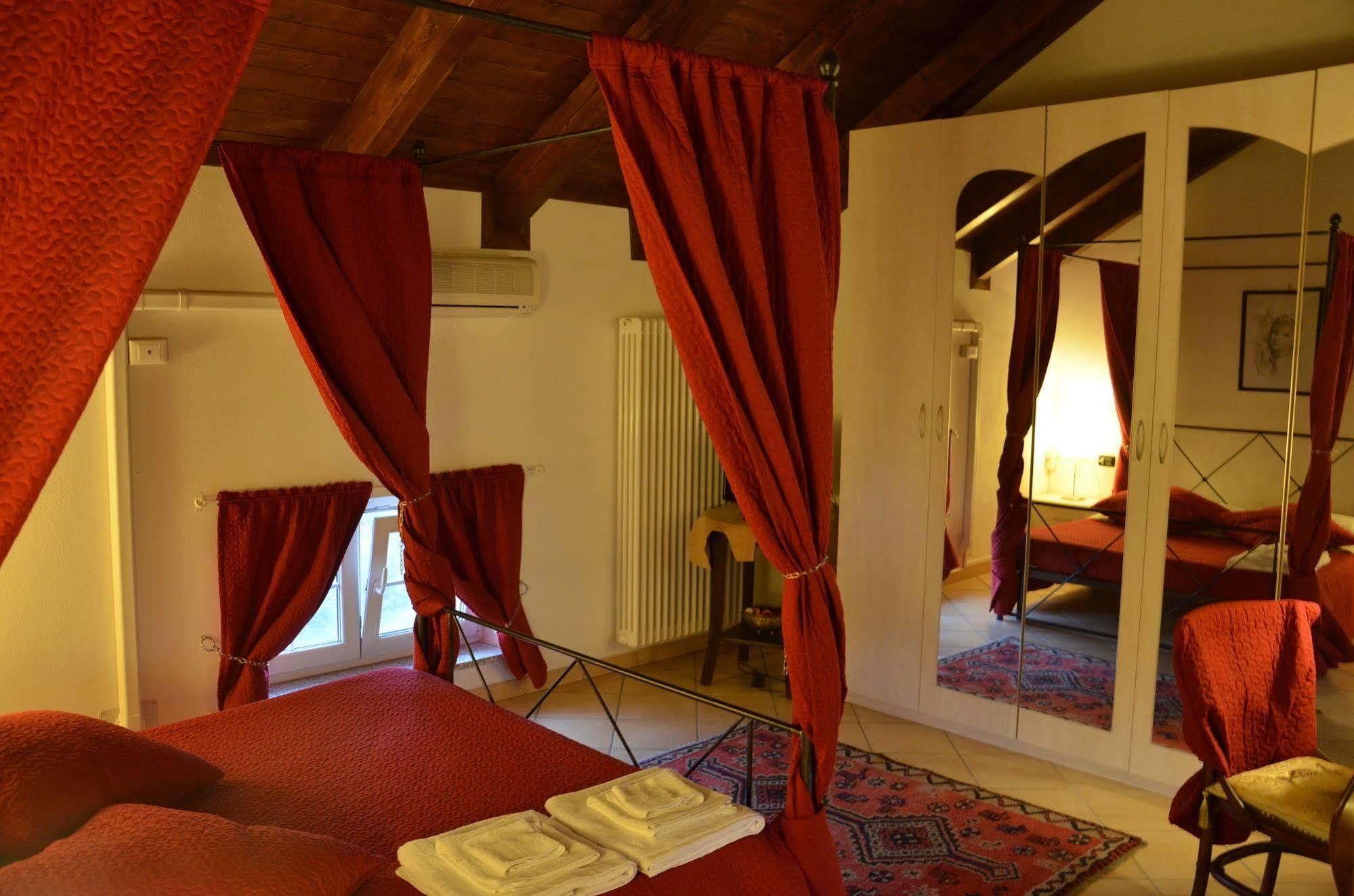Villa Sassi Ac Alessandria Bagian luar foto