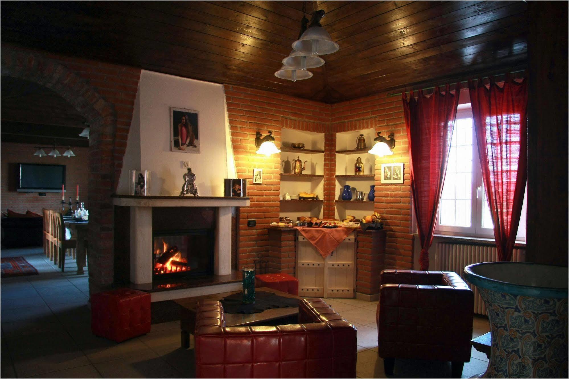 Villa Sassi Ac Alessandria Bagian luar foto